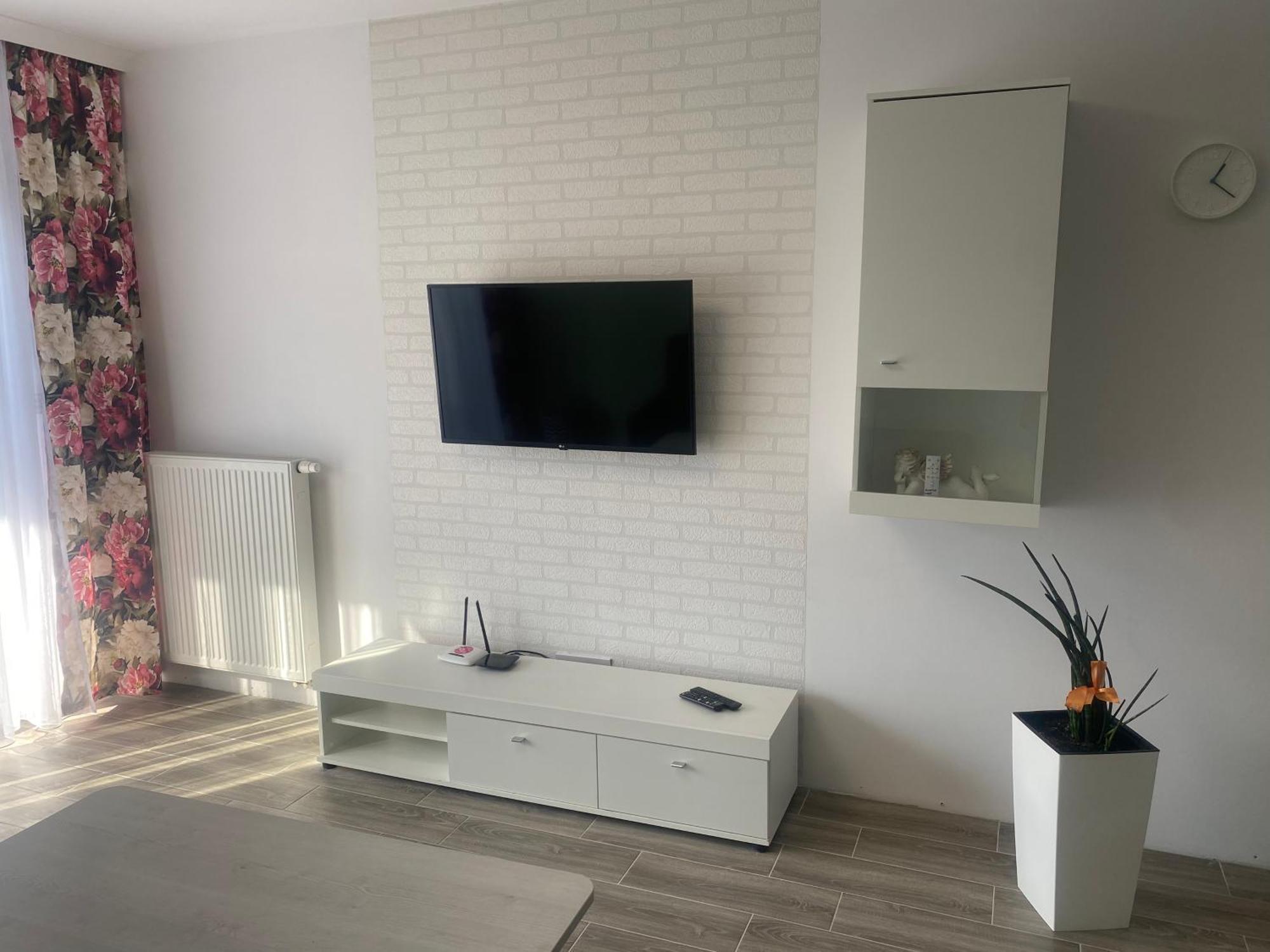 1 Tyskie Apartamenty Z Ogrodkiem Tychy Exteriér fotografie