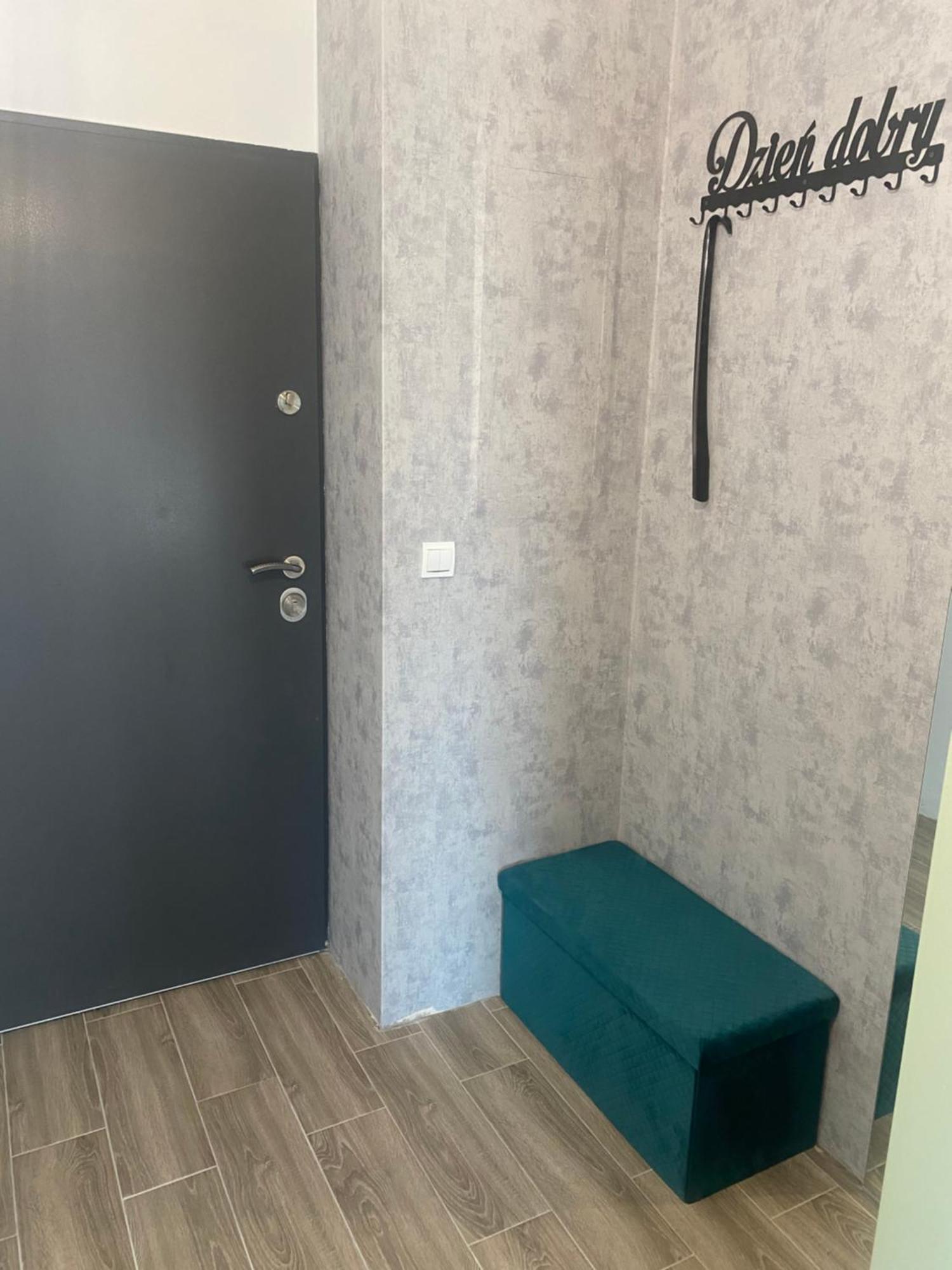 1 Tyskie Apartamenty Z Ogrodkiem Tychy Exteriér fotografie