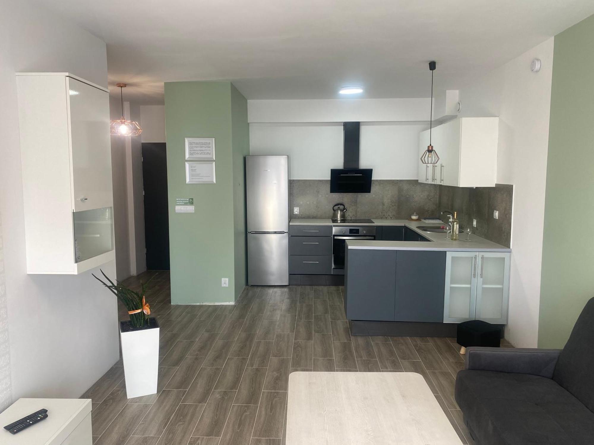 1 Tyskie Apartamenty Z Ogrodkiem Tychy Exteriér fotografie