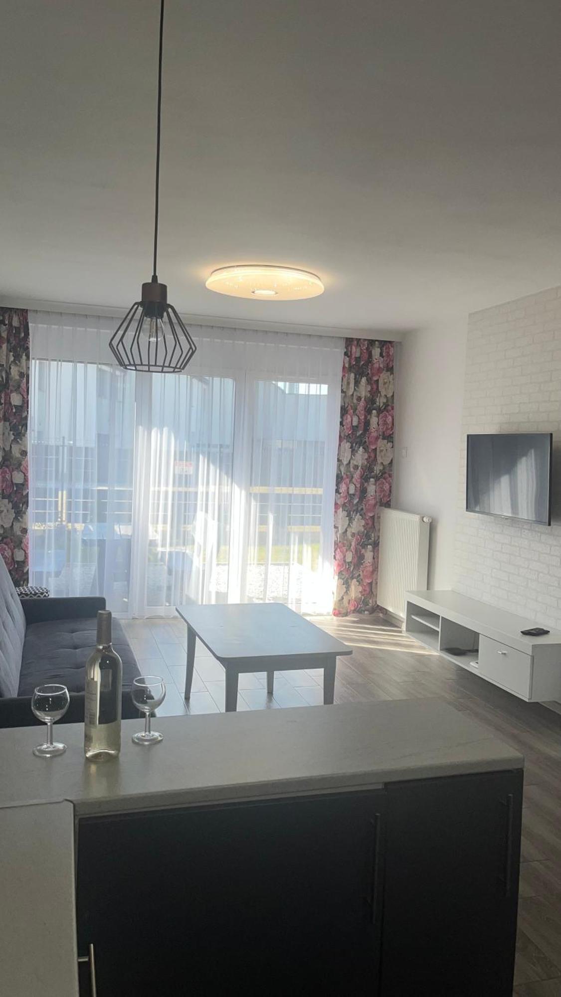 1 Tyskie Apartamenty Z Ogrodkiem Tychy Exteriér fotografie